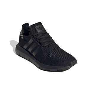 Swift Run Adidas rarely worn